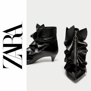 Zara black booties. SZ EU 40/ 9 US